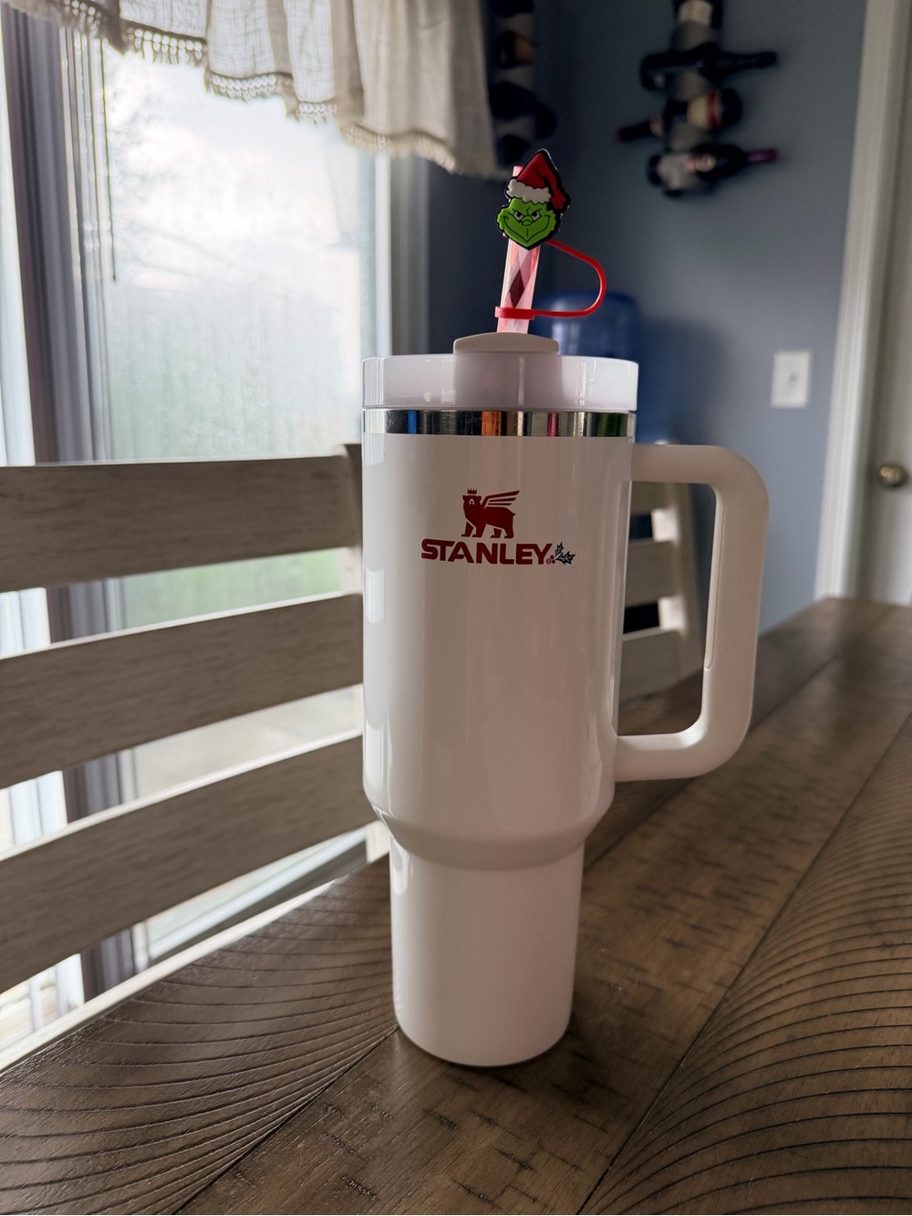 Stanley 40 oz White Insulated Travel Tumbler with Handle